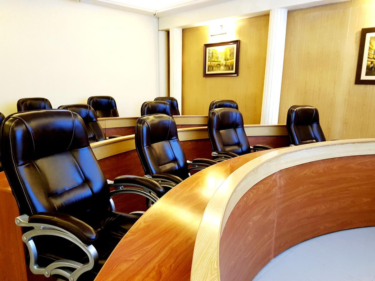 Grand Enclave Otel Lahor Dış mekan fotoğraf