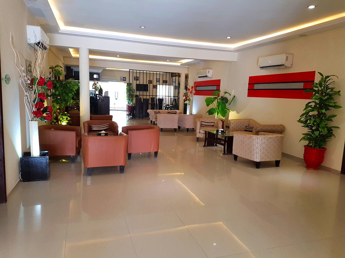 Grand Enclave Otel Lahor Dış mekan fotoğraf