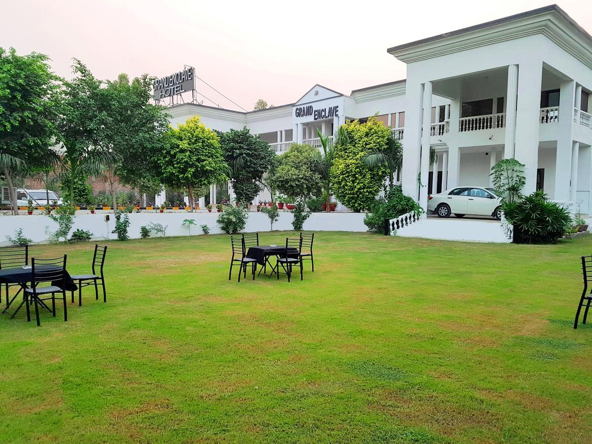 Grand Enclave Otel Lahor Dış mekan fotoğraf