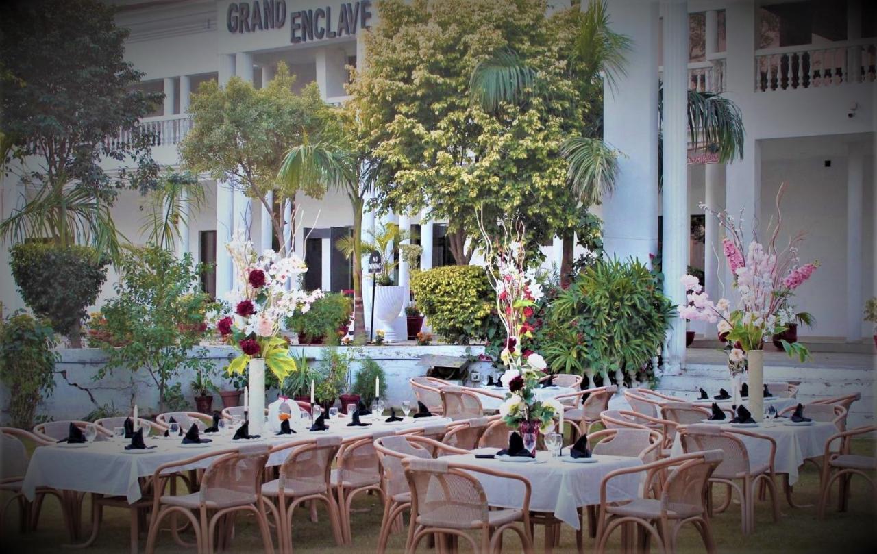 Grand Enclave Otel Lahor Dış mekan fotoğraf